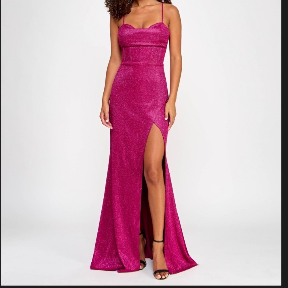 City Studio Gown Women 1/2 NEW Magenta Corset Lace Up Back Prom Dress MSRP $119